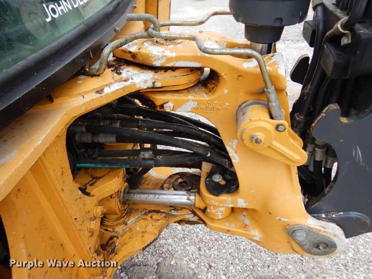 image for item IL9429 2011 John Deere 310SJ  backhoe