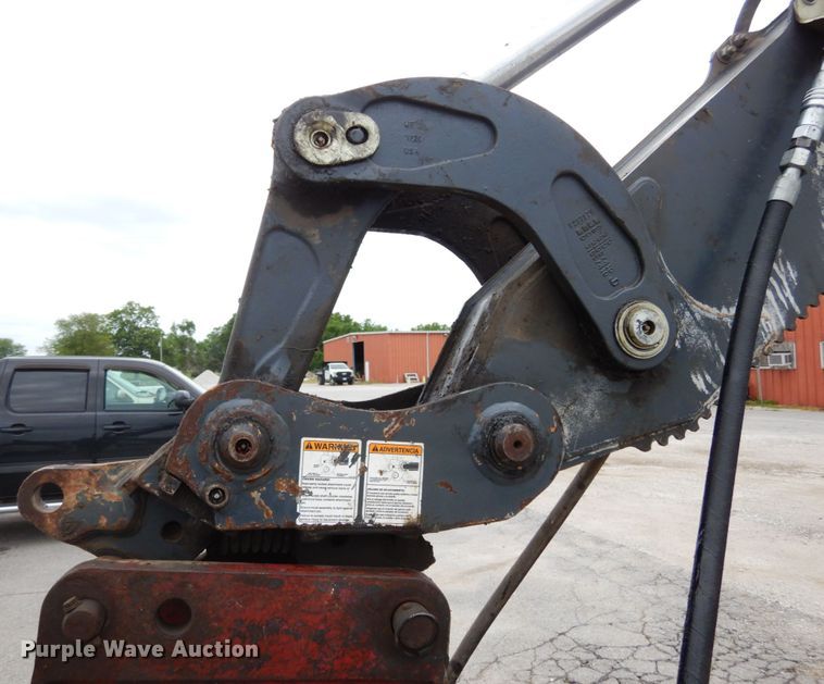 image for item IL9429 2011 John Deere 310SJ  backhoe