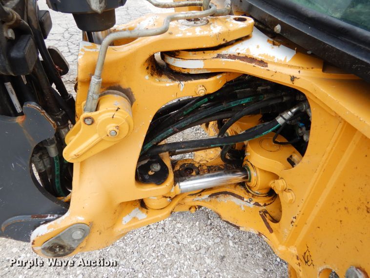 image for item IL9429 2011 John Deere 310SJ  backhoe