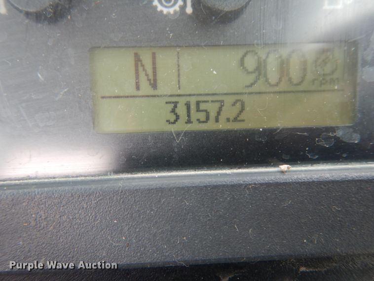 image for item IL9429 2011 John Deere 310SJ  backhoe