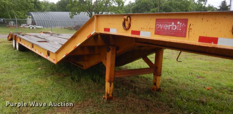 image for item IP9820 2007 Overbilt  drop deck equipment trailer