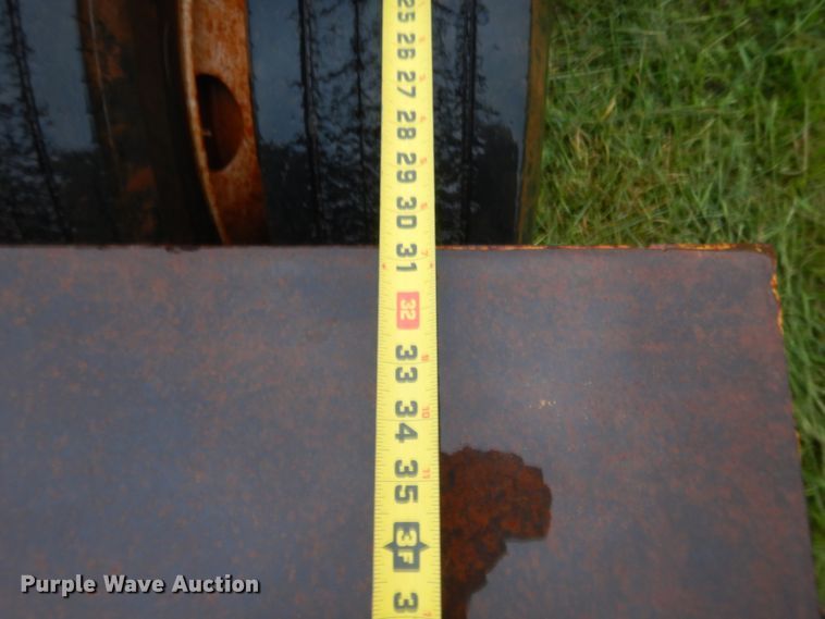 image for item IP9820 2007 Overbilt  drop deck equipment trailer