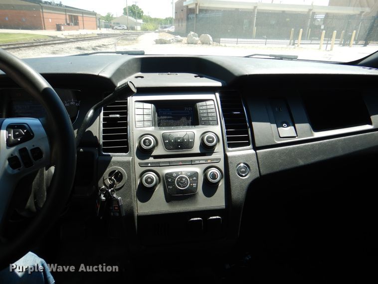 image for item IQ9482 2016 Ford Taurus Police Interceptor