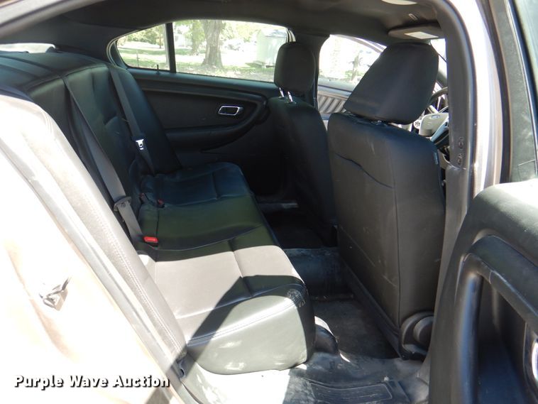 image for item IQ9482 2016 Ford Taurus Police Interceptor