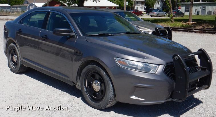image for item IQ9483 2015 Ford Taurus Police Interceptor
