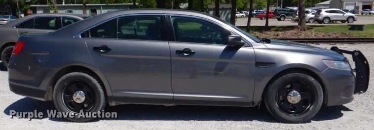 image for item IQ9483 2015 Ford Taurus Police Interceptor