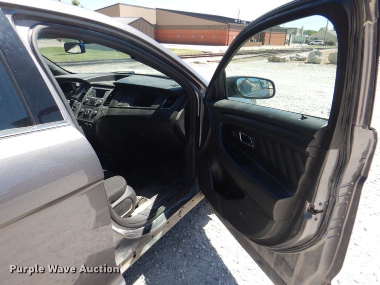 image for item IQ9483 2015 Ford Taurus Police Interceptor