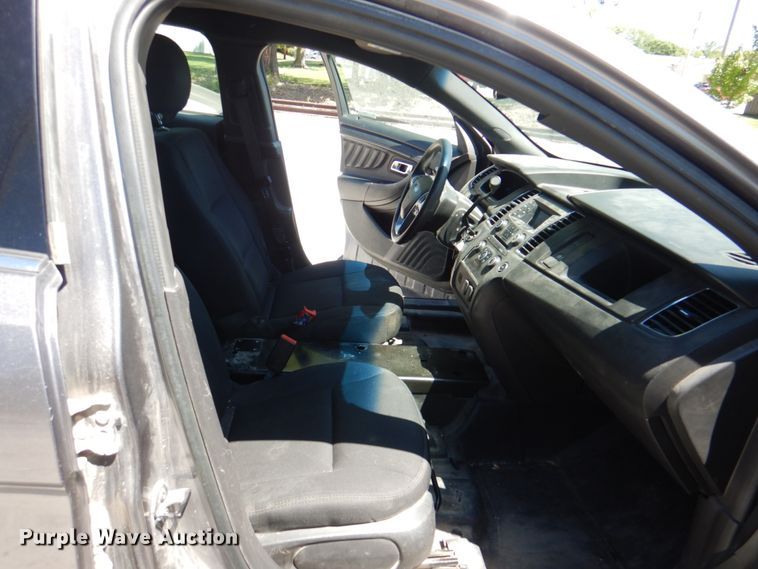 image for item IQ9483 2015 Ford Taurus Police Interceptor