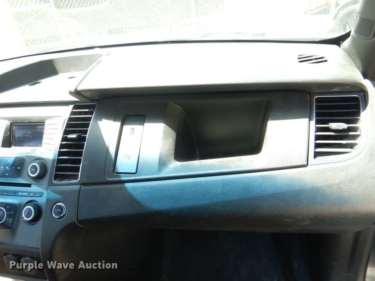 image for item IQ9483 2015 Ford Taurus Police Interceptor