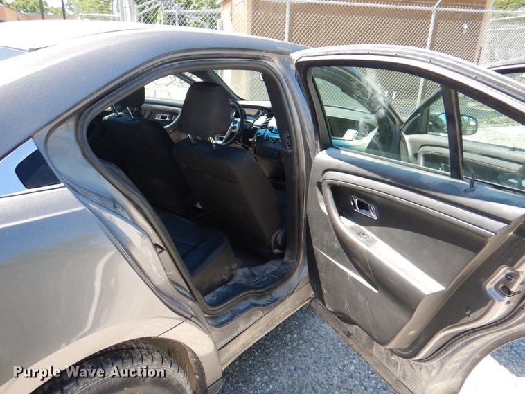 image for item IQ9483 2015 Ford Taurus Police Interceptor