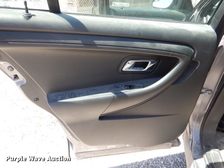 image for item IQ9483 2015 Ford Taurus Police Interceptor