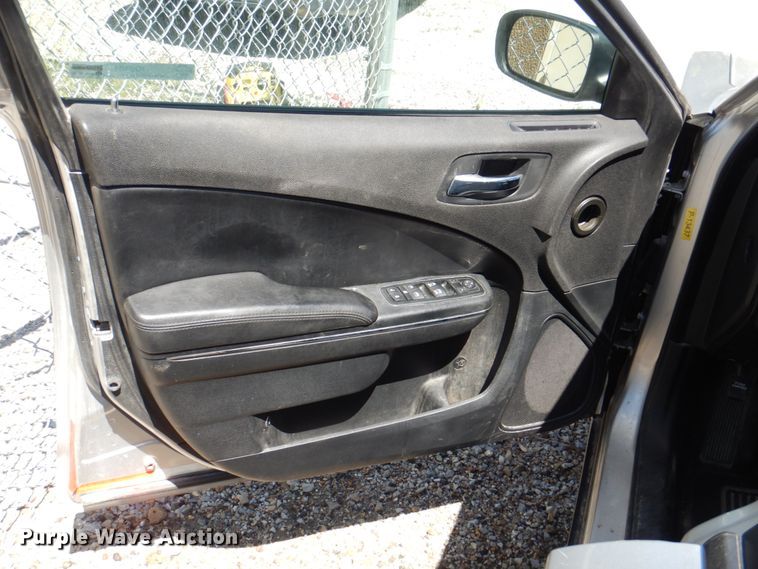 image for item IQ9484 2013 Dodge Charger Police