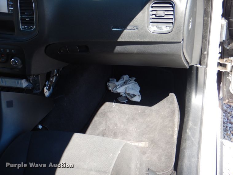 image for item IQ9484 2013 Dodge Charger Police