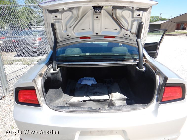 image for item IQ9484 2013 Dodge Charger Police