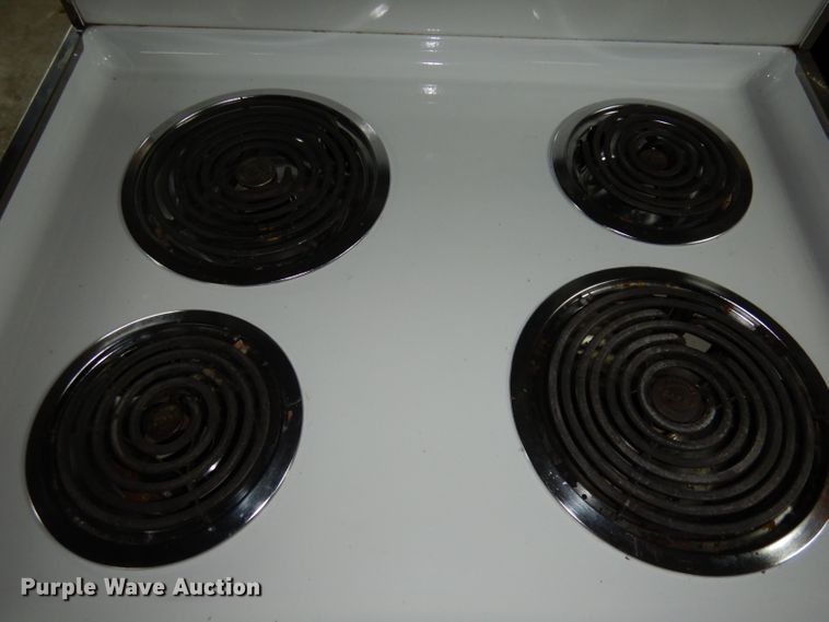 image for item IS9047 Hotpoint  stove