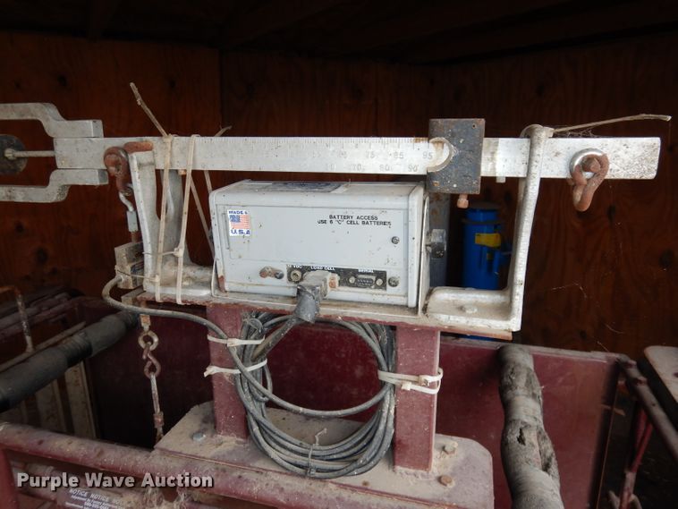 image for item IS9080 Paul livestock scale