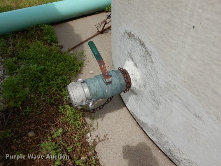 image for item IS9094 1988 Palmer molasses tank