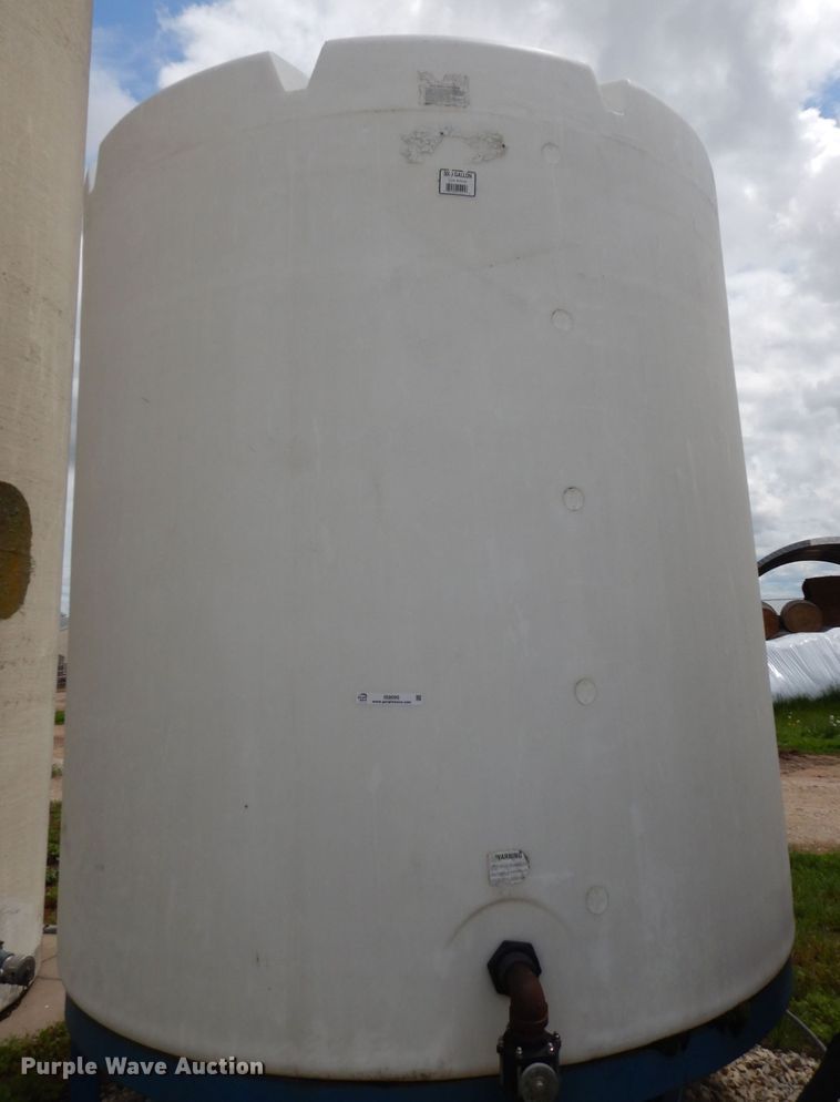 image for item IS9095 (2) 3,000 gallon cone bottom tanks