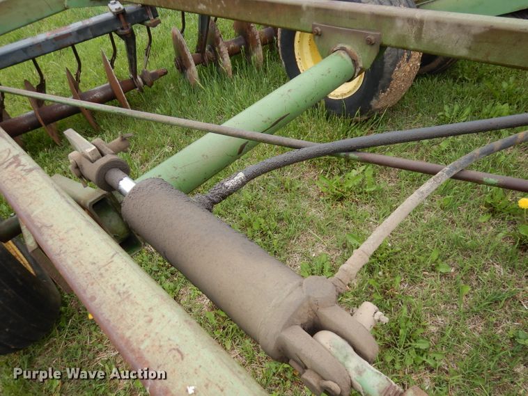 image for item IS9097 John Deere 235  disk