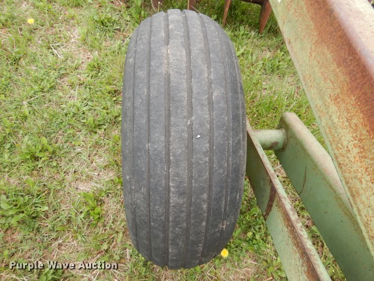 image for item IS9097 John Deere 235  disk