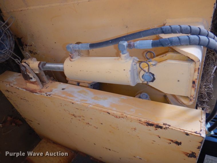 image for item IS9098 Brown Bear SC3912 compost aerator