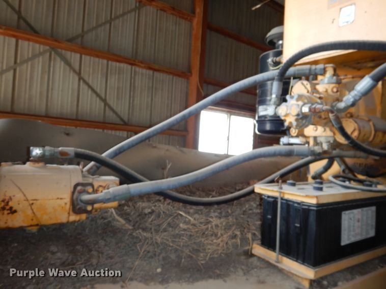 image for item IS9098 Brown Bear SC3912 compost aerator