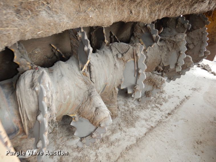 image for item IS9098 Brown Bear SC3912 compost aerator