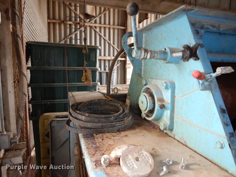 image for item IS9100 RMS double roller grinder