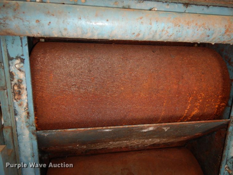 image for item IS9100 RMS double roller grinder