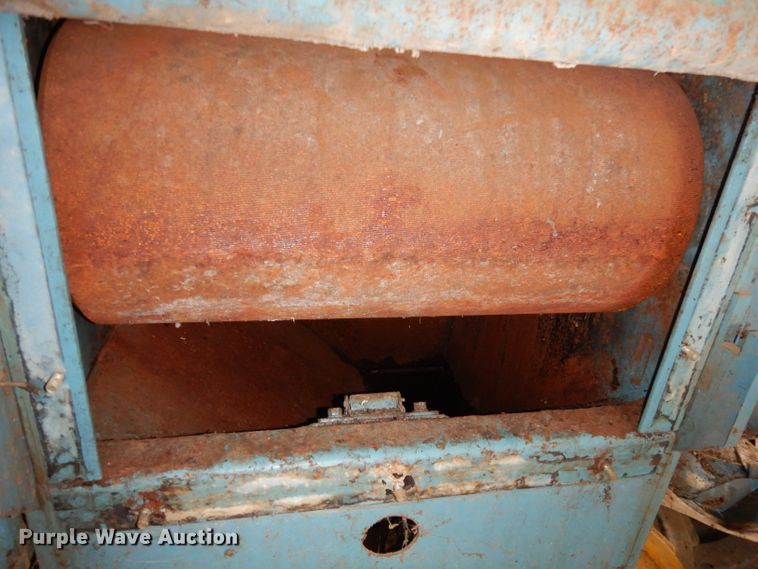 image for item IS9100 RMS double roller grinder