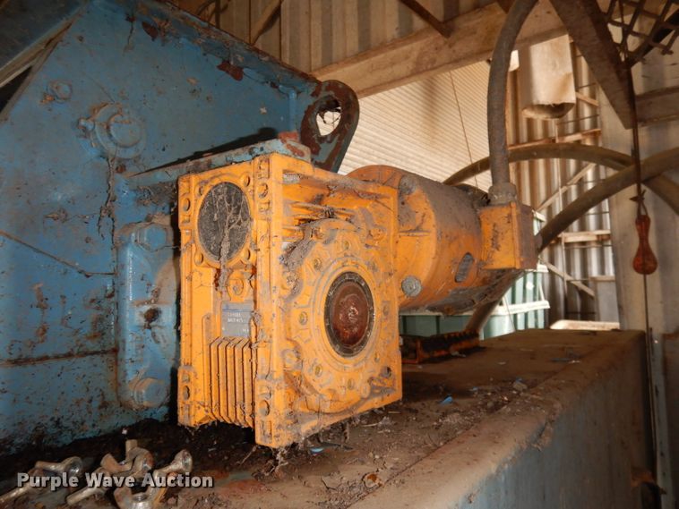 image for item IS9100 RMS double roller grinder