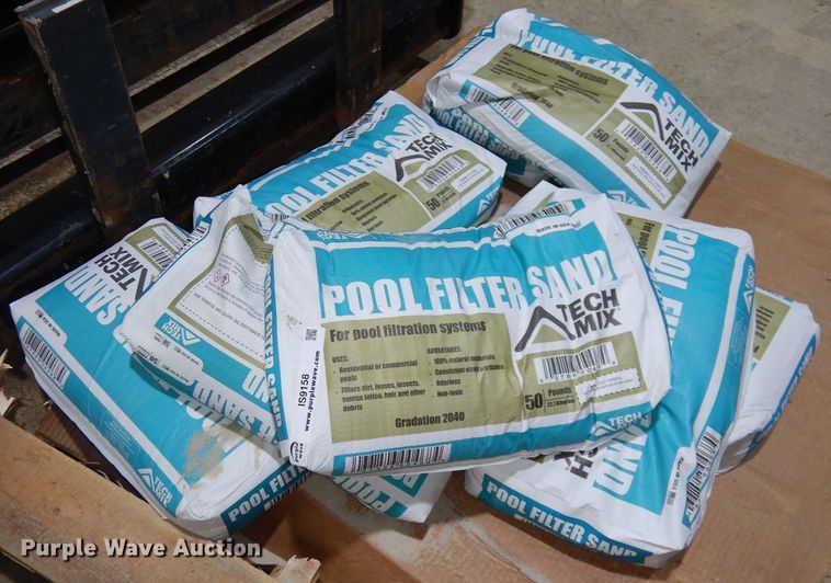 image for item IS9158 (8) bags of pool filter sand
