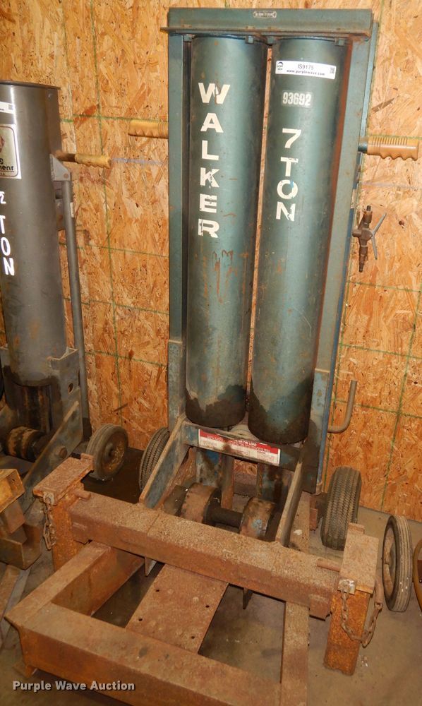 image for item IS9175 Walker bumper jack