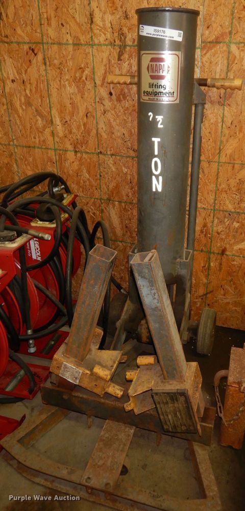 image for item IS9176 Napa bumper jack