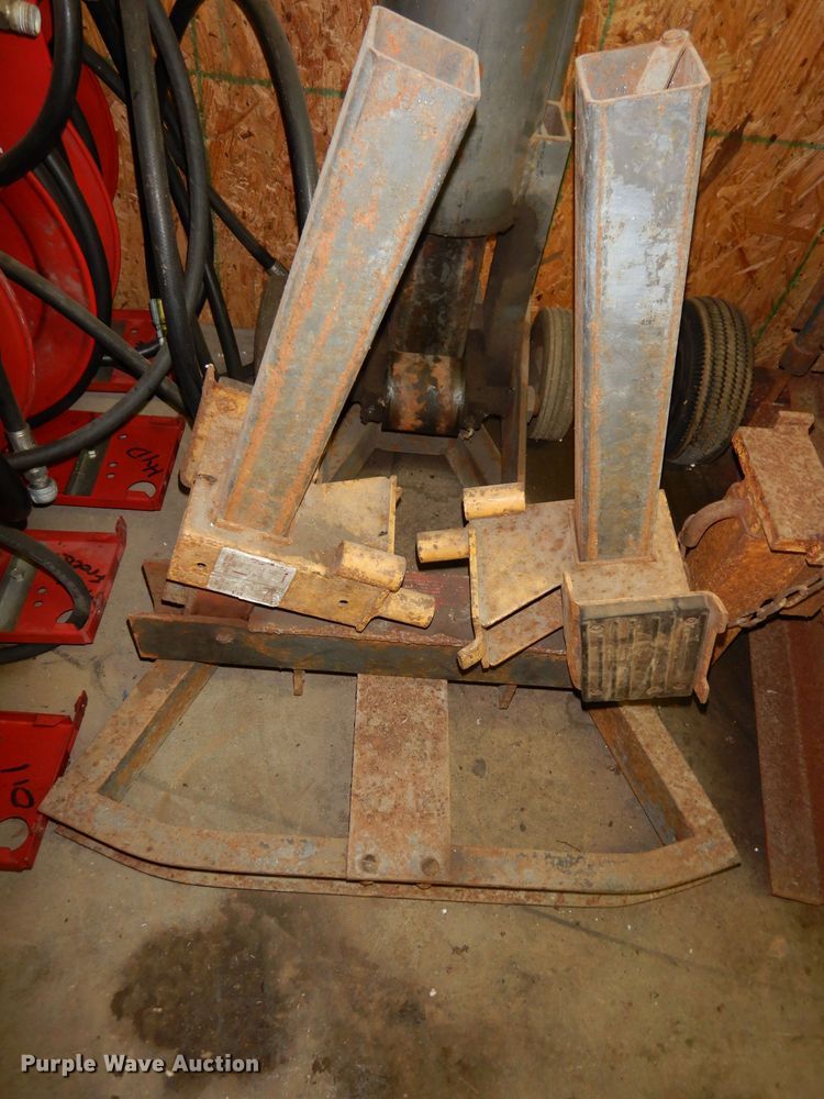 image for item IS9176 Napa bumper jack