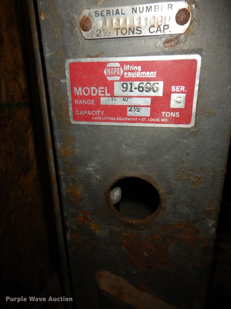 image for item IS9176 Napa bumper jack