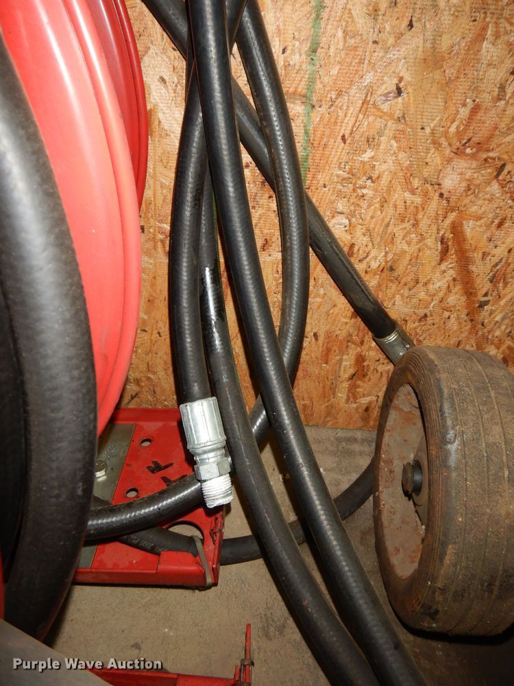 image for item IS9177 (4) Lincoln hose reels