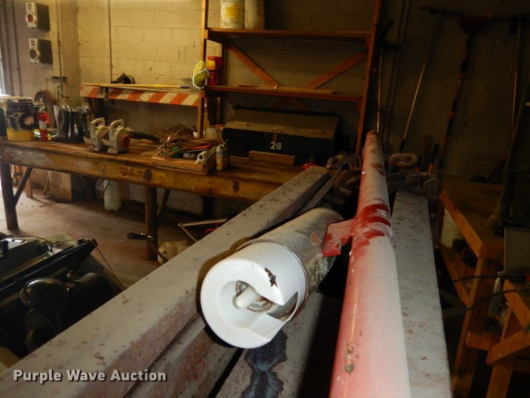 image for item IS9182 Red Arrow Tow Bar 575 press