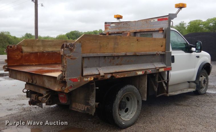 image for item IT9017 1999 Ford F550 Super Duty  dump truck