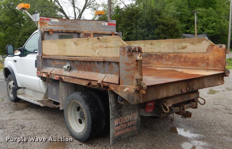 image for item IT9017 1999 Ford F550 Super Duty  dump truck