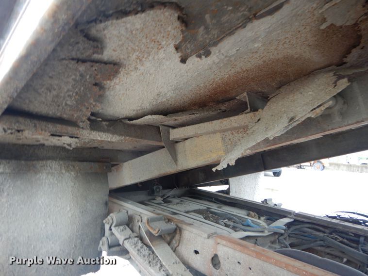 image for item IT9017 1999 Ford F550 Super Duty  dump truck