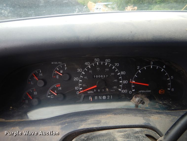 image for item IT9017 1999 Ford F550 Super Duty  dump truck