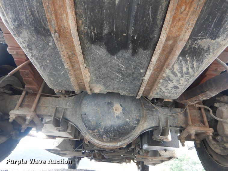 image for item IT9017 1999 Ford F550 Super Duty  dump truck