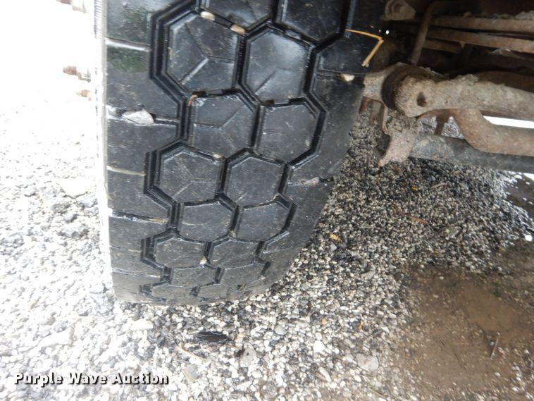 image for item IT9017 1999 Ford F550 Super Duty  dump truck