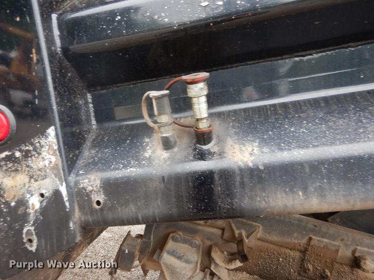 image for item IT9018 1991 Ford L8000  dump truck