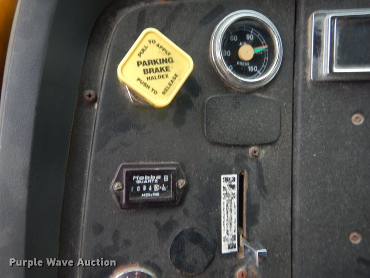 image for item IT9018 1991 Ford L8000  dump truck