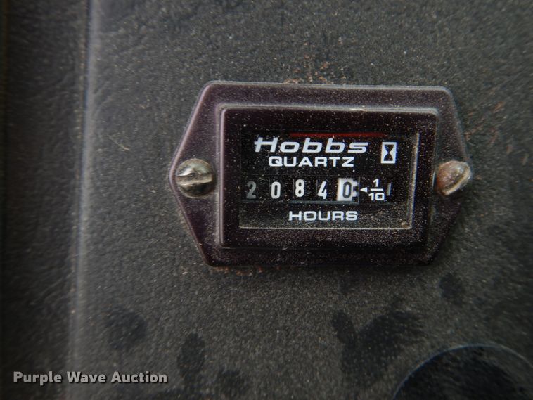 image for item IT9018 1991 Ford L8000  dump truck