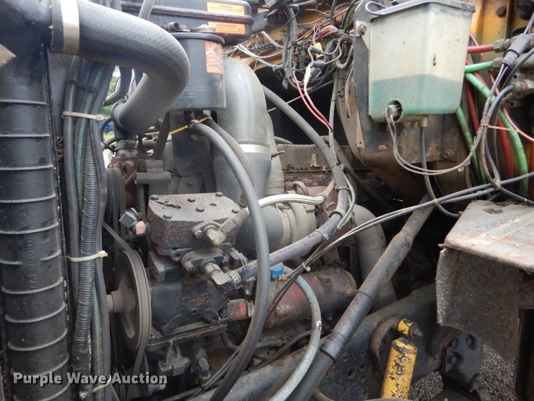 image for item IT9018 1991 Ford L8000  dump truck