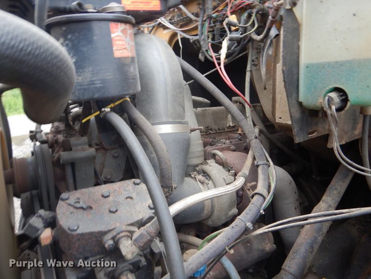 image for item IT9018 1991 Ford L8000  dump truck