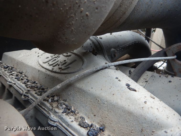 image for item IT9018 1991 Ford L8000  dump truck